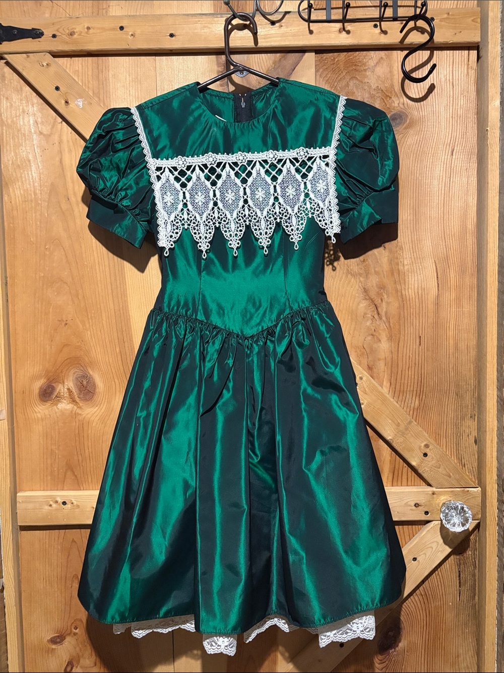 Jessica McClintock Emerald Green Satin Dress with White Lace Bib